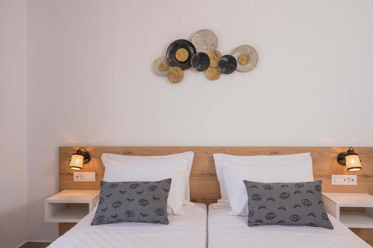 Indigo Blue Seaside Deluxe Apartments キサモス エクステリア 写真
