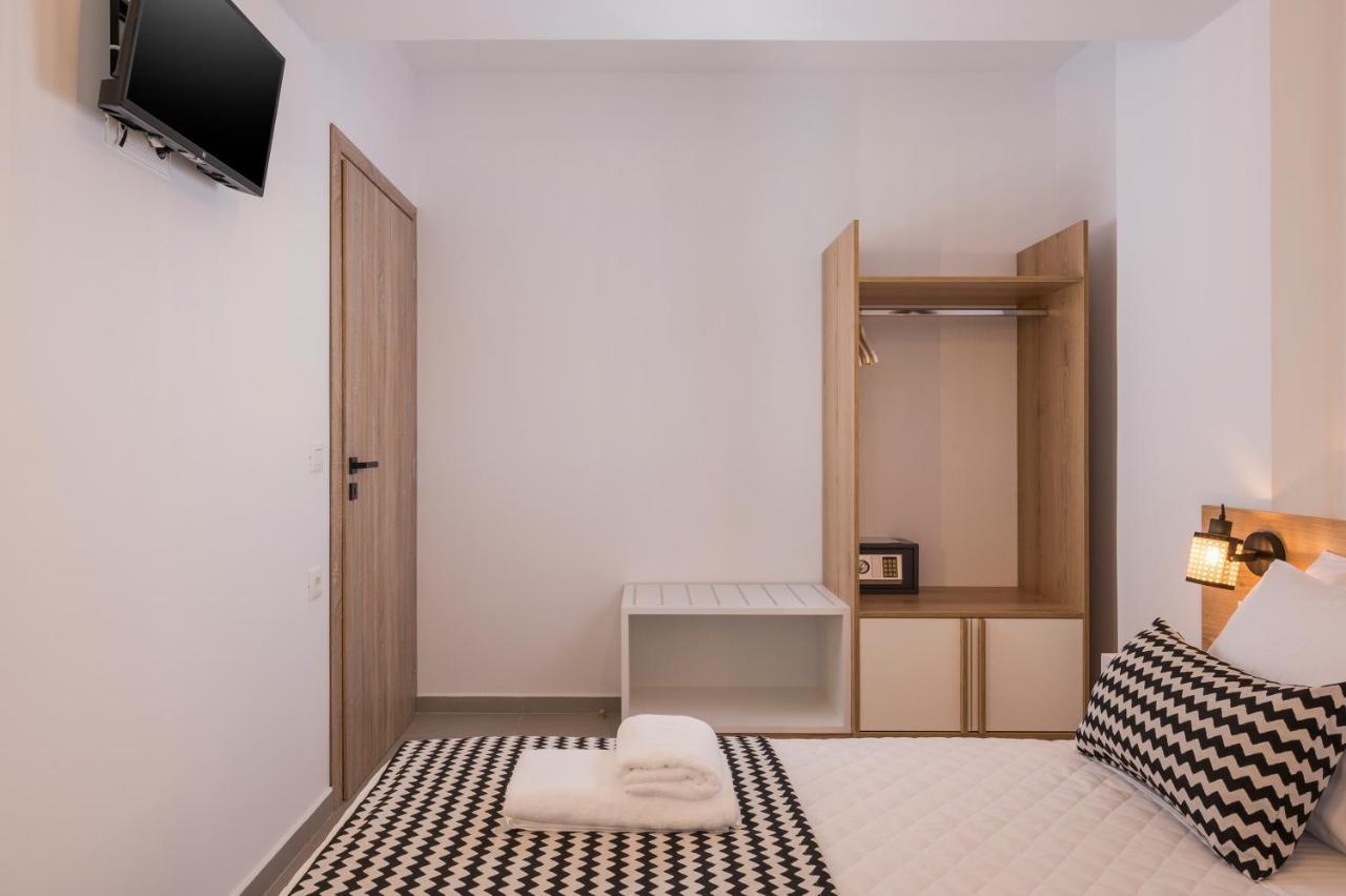 Indigo Blue Seaside Deluxe Apartments キサモス エクステリア 写真